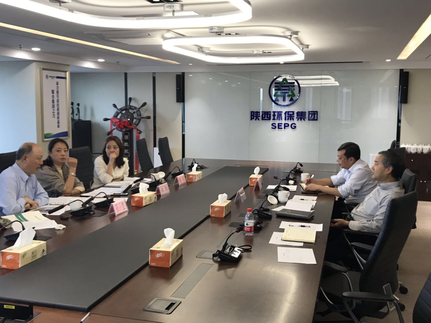 陕西J9集团平台集团召开科技创新工作专家评审会