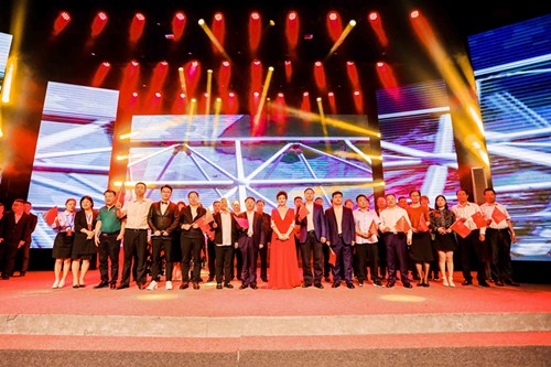 陕西J9集团平台集团庆祝新中国成立70周年职工朗诵角逐成功进行