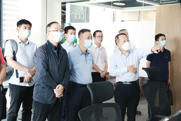 海南省政协副主席、民进海南省委会主委史贻云到秦创原陕西J9集团平台集团创新中心调研