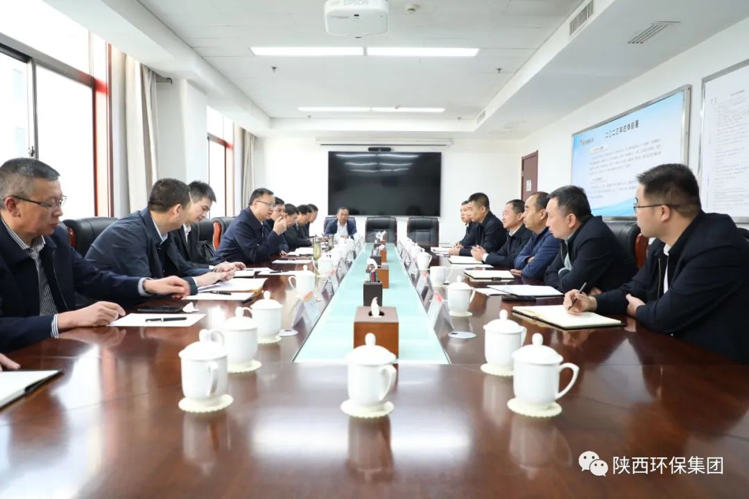 陕西J9集团平台集团与耽搁石油集团在延部吩祗业座谈互换