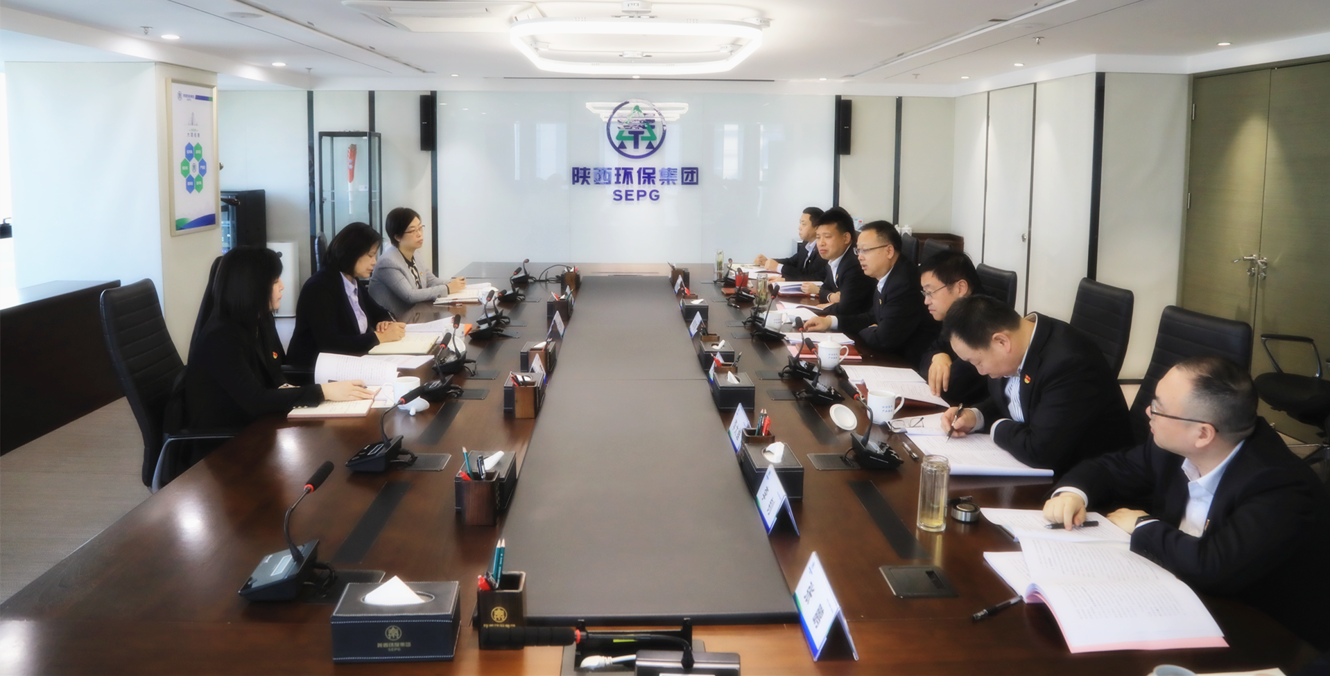 陕西J9集团平台集团召开2024年度辅导班子民主生涯会暨巡视整改专题民主生涯会